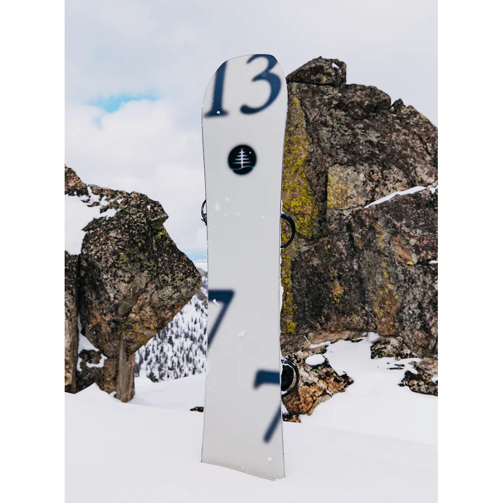 Burton Family Tree Hometown Hero Camber Snowboard